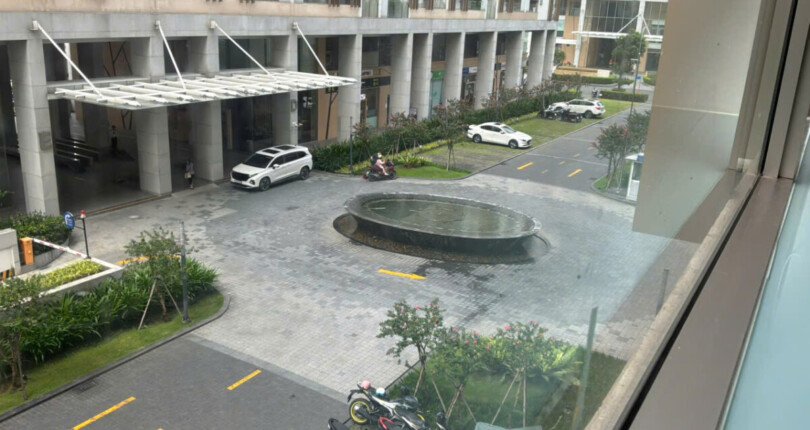 Cho thuê Officetel Khu Midtown Tòa M6. DT 91m2 Có set up 1 Phòng ngủ riêng. Hiện đang trống. Giá 35 Triệu/Tháng