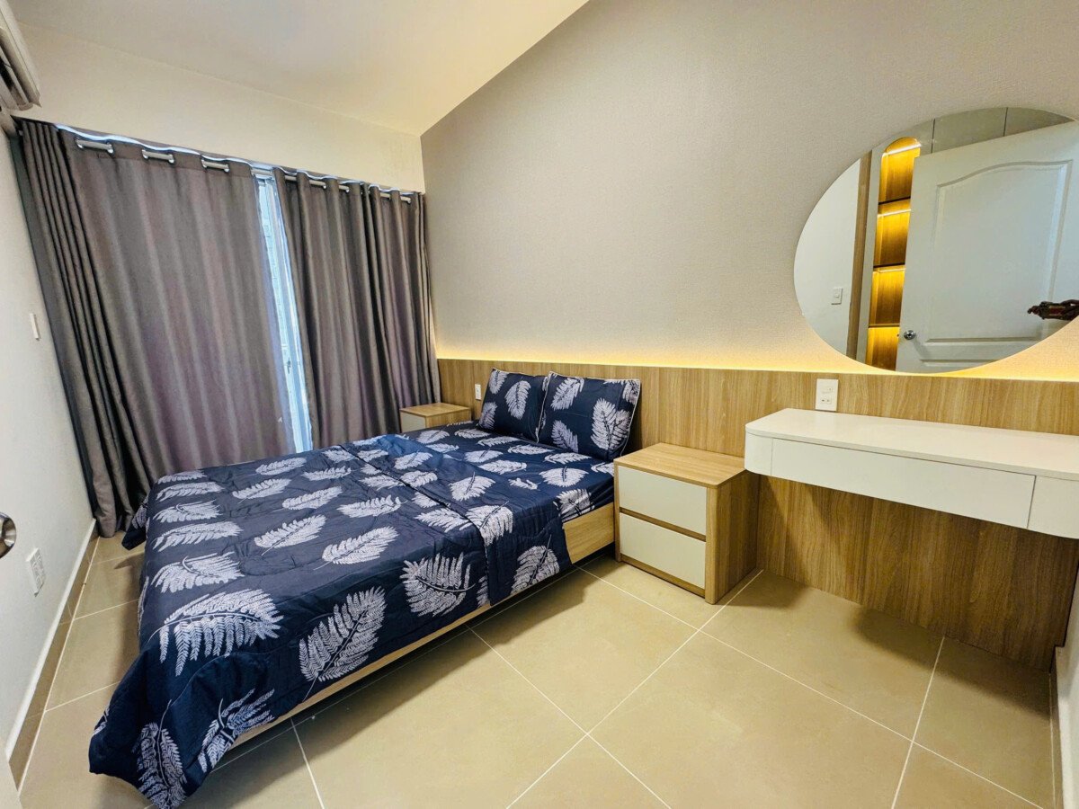cho thue can ho my khanh 3 1 1 - Cho thuê căn hộ Mỹ Khánh 3. DT 113m2 Nhà đẹp- 3 Phòng ngủ-2wc- Nội thất mới- View hồ bơi- Giá thuê 30 Triệu/Tháng