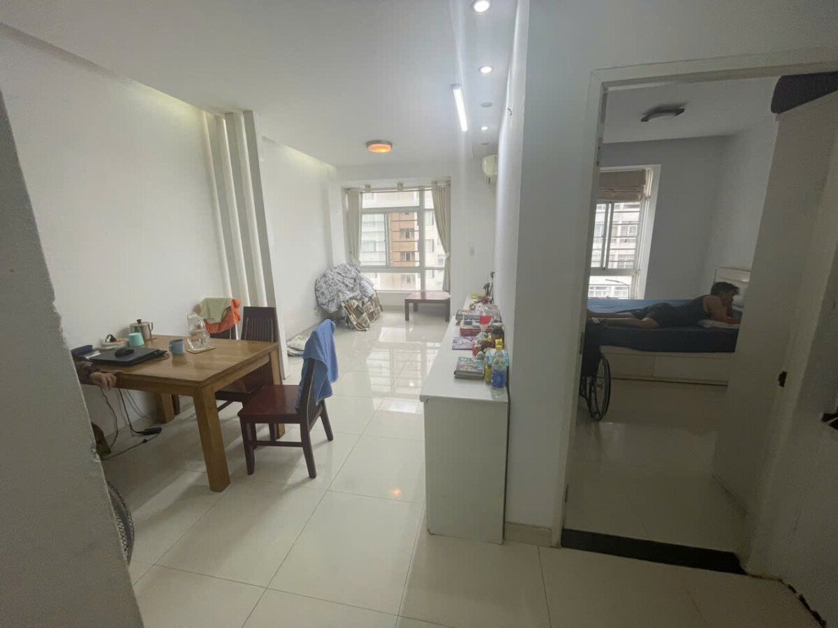 cho thue can ho sky 3 gia re 2 - Cho thuê căn hộ Sky Garden 3. DT 68m2 Lầu cao-2 Phòng-2wc- Nội thất như hình-Giá thuê rẻ 13 Triệu/Tháng