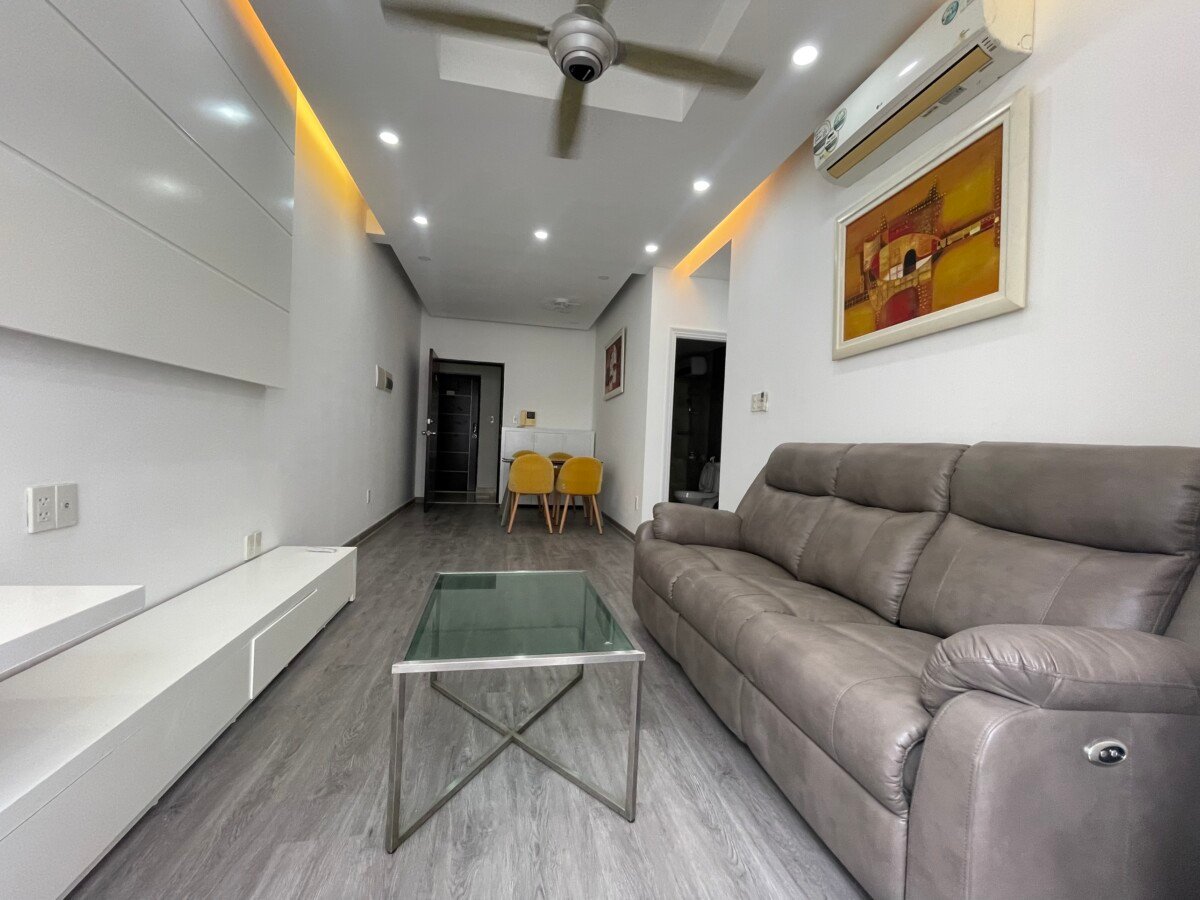 cho thue can ho sky garden 3 10 2 - Bán căn hộ Sky Garden 3. DT 70m2 Nhà đẹp- thiết kế 2 Phòng-2wc- Nội thất như hình- Giá 5.3 Tỷ