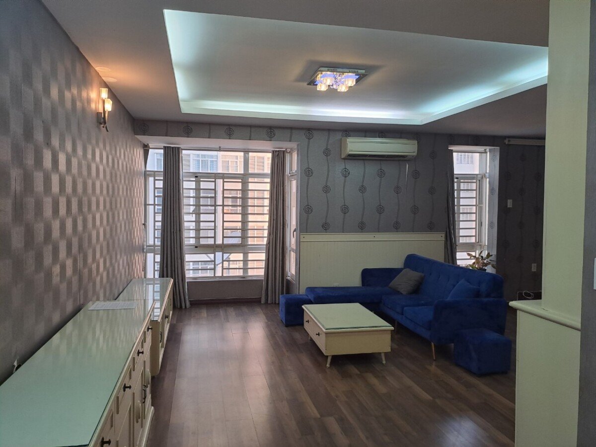 cho thue can ho sky garden 3 4 5 - Cho thuê căn hộ Sky Garden 3. DT 70m2 Thiết kế 1 Phòng ngủ rộng-2wc- Nội thất như hình- Giá 13 Triệu/Tháng