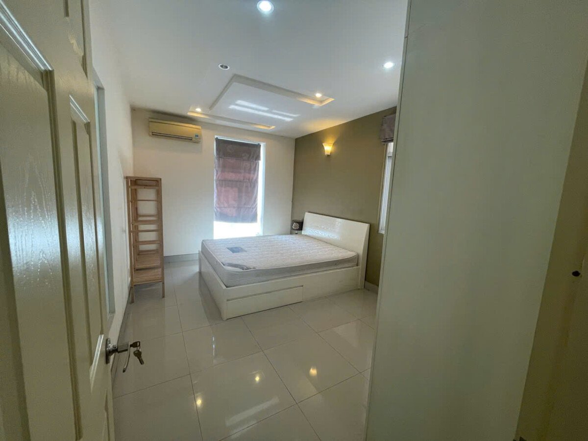 cho thue can ho sky garden 3 5 1 - Cho thuê căn hộ Sky garden 3. DT 56m2 Thiết kế 1 Phòng ngù-1wc-lầu cao- nội thất đầy đủ- Giá 12 Triệu/Tháng