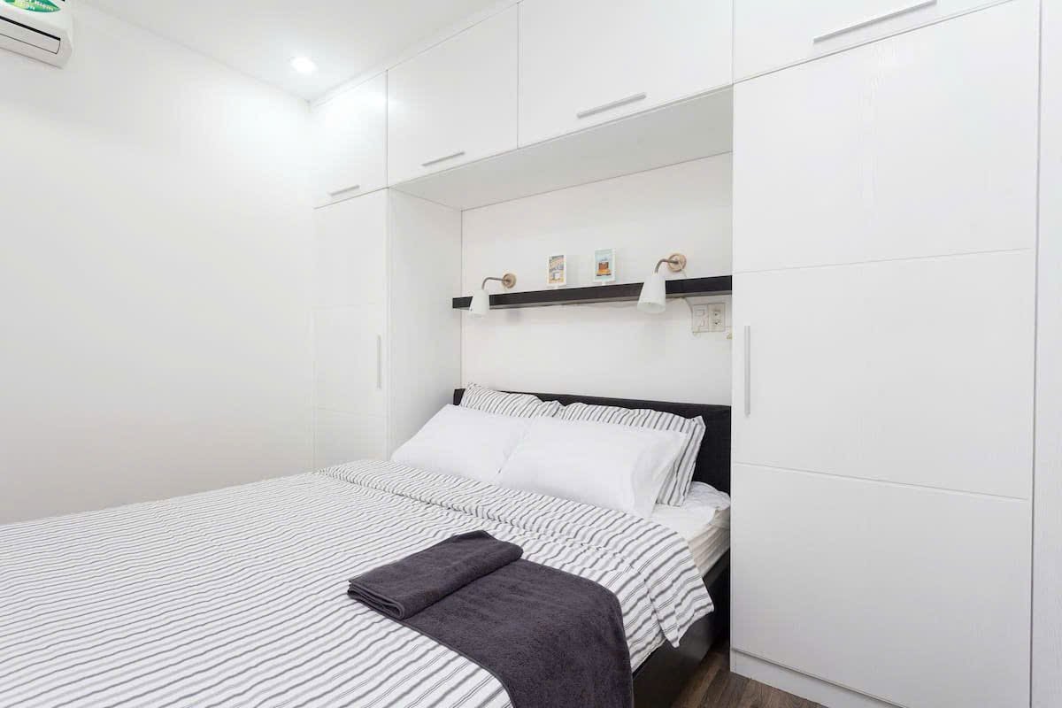 cho thue can ho sky garden 3 8 3 - Cho thuê căn hộ Sky Garden 3. DT 70m2 Nhà đẹp- Lầu trung-2 Phòng ngủ-2wc- Nội thất như hình- Giá 15 Triệu/Tháng