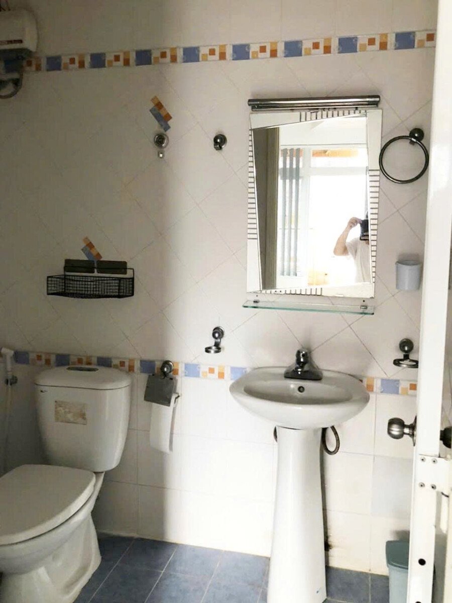 cho thue can hung vuong 2 13 - Cho thuê căn hộ Hưng Vượng 2. DT 75m2 Thiết kế 2 Phòng ngủ-2wc- Nội thất như hình- Giá 14 Triệu/Tháng