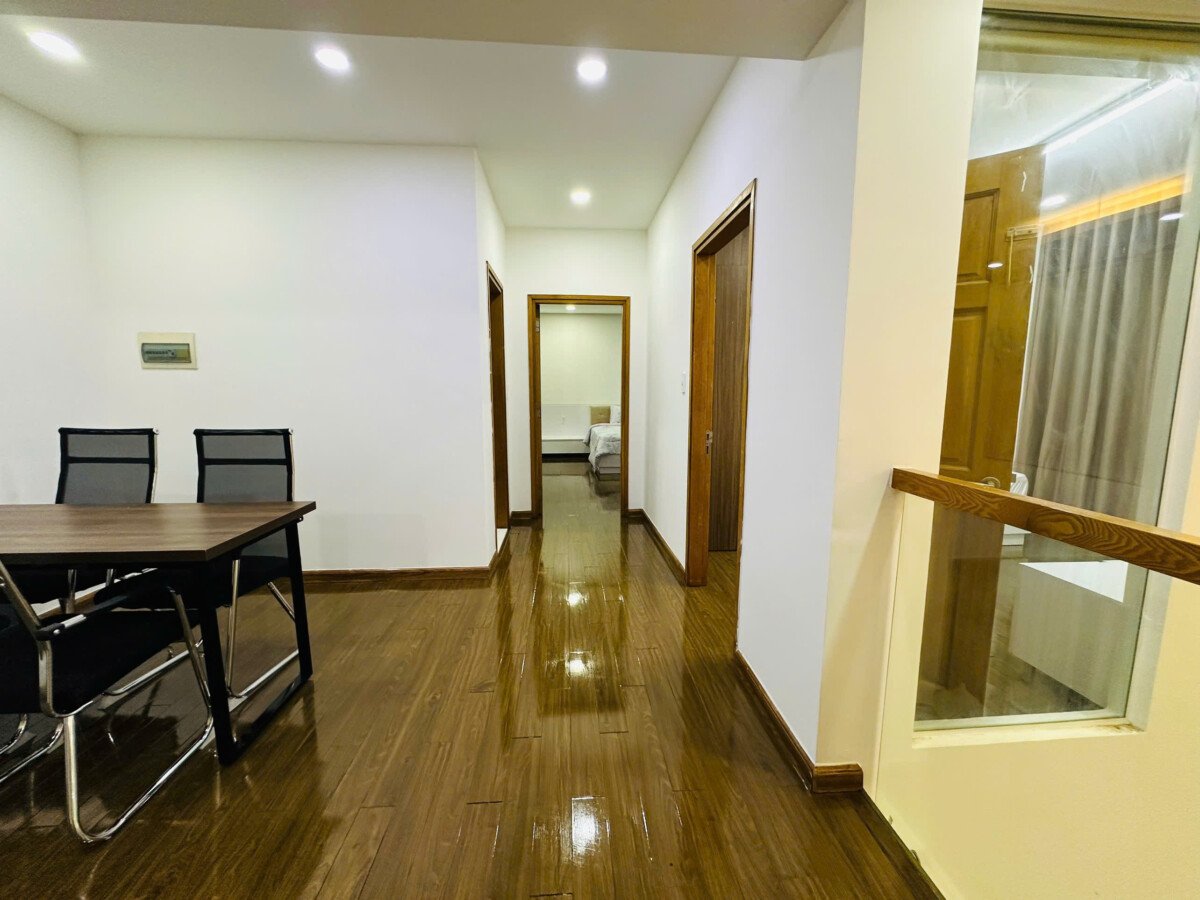 cho thue penthouse sky garden 3 18 - Cho thuê Penthouse Sky Garden 3. DT 250m2 Thiết kế 2 sân rất rộng- 5 phòng ngủ- 3wc- Nội thất mới- Giá 65 Triệu/Tháng