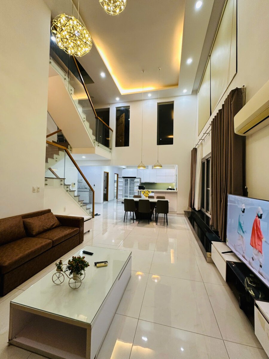 cho thue penthouse sky garden 3 8 - Cho thuê Penthouse Sky Garden 3. DT 250m2 Thiết kế 2 sân rất rộng- 5 phòng ngủ- 3wc- Nội thất mới- Giá 65 Triệu/Tháng