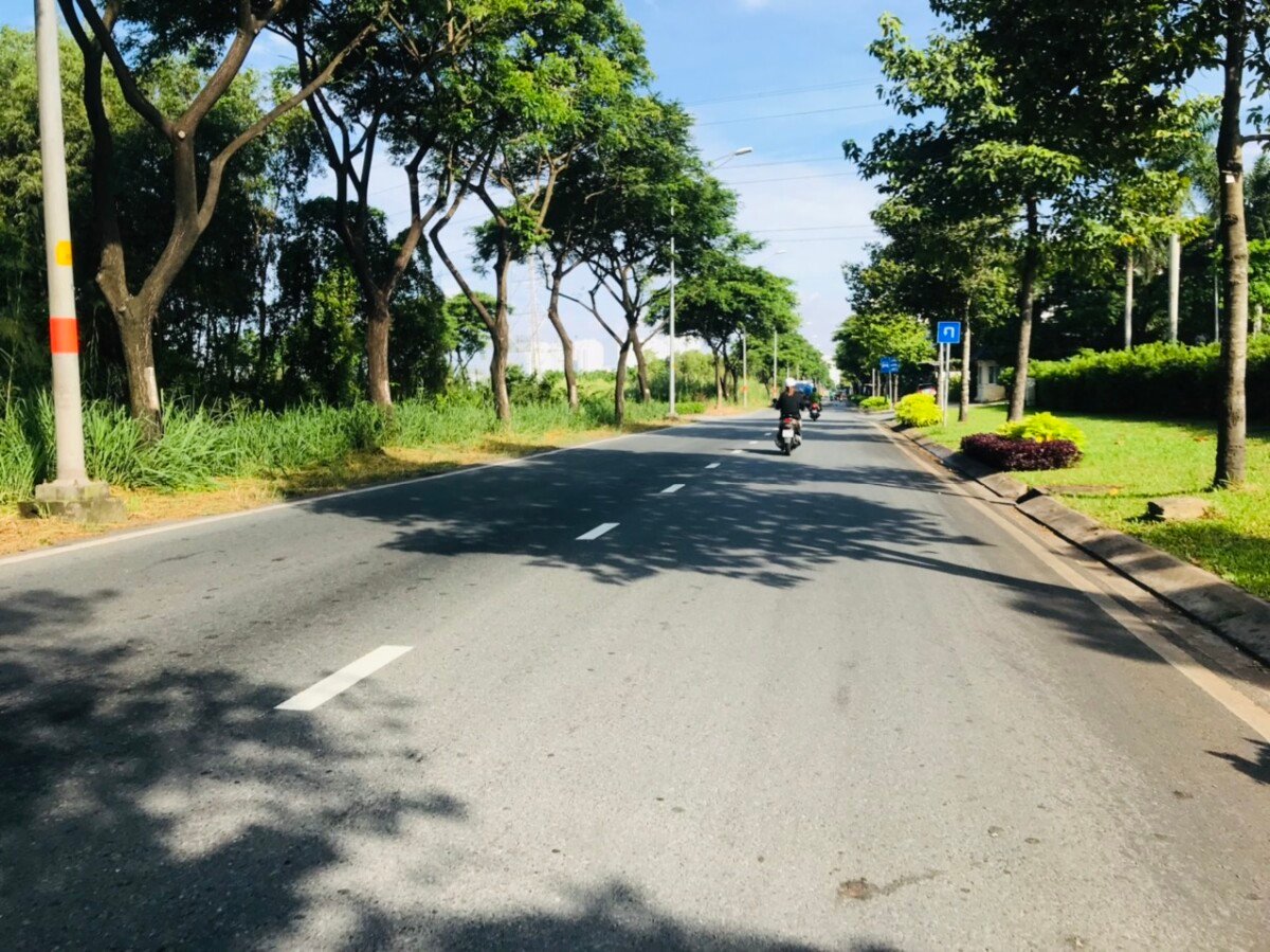 duong nguyen huu tho nha be - Giá mua bán nhà Biệt thự Song lập 4pn kdc Essensia Parkway Nhà Bè T8/2026
