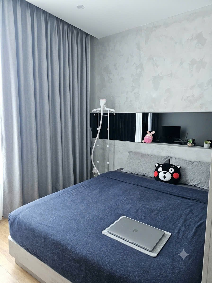 hien trang nha co 2pn rong rai - Giá mua bán căn hộ 2pn tòa B chung cư Saigon South Residences Nhà Bè T7/2026