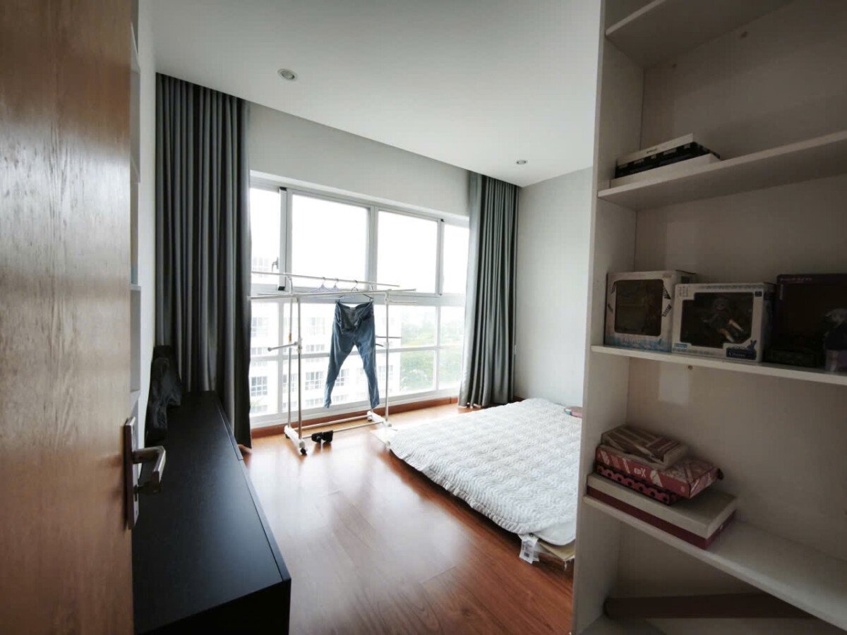 hien trang nha co 3pn nhu hinh 2 - Giá mua bán căn hộ 3pn chung cư R18 Phú Mỹ Hưng phường Tân Hưng T8/2026