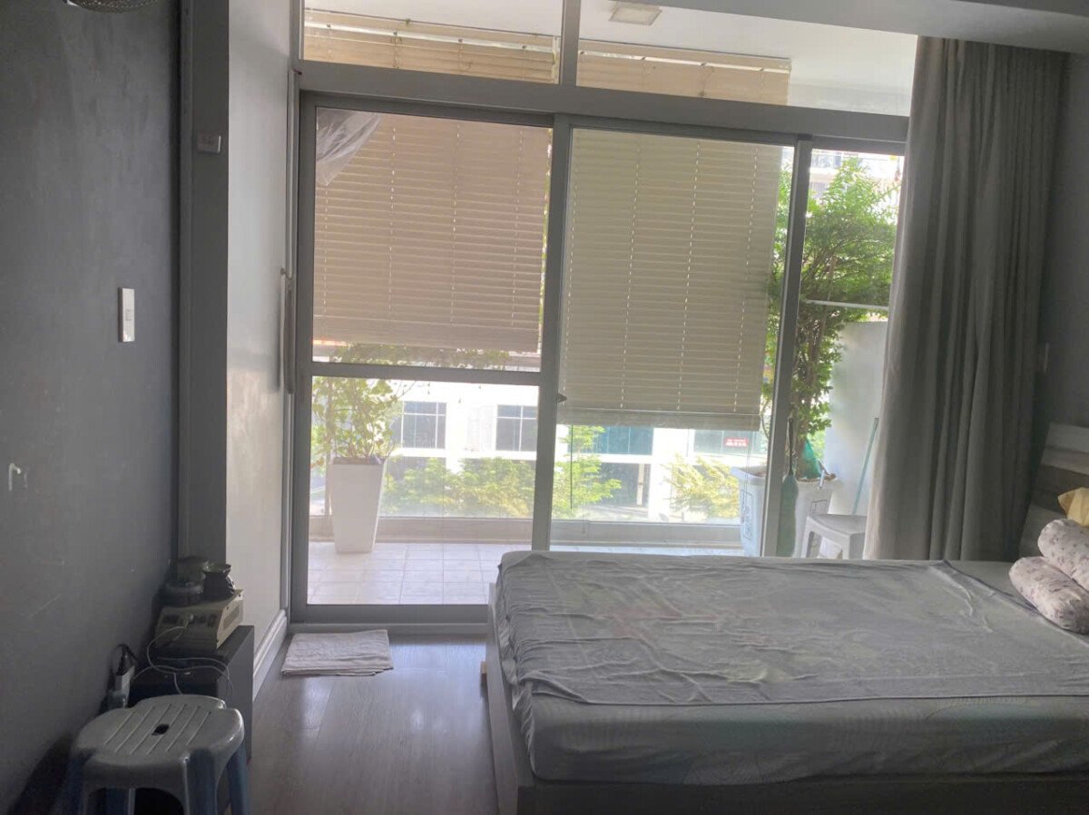 hien trang nha co 3pn nhu hinh 3 - Giá mua bán căn hộ 3pn chung cư Garden Court 1 Phú Mỹ Hưng phường Tân Hưng T8/2026