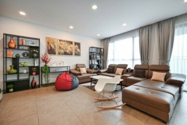 Giá mua bán căn hộ 3pn Tháp T4 số 02 chung cư Riviera Point Phường Tân Mỹ T7/2026