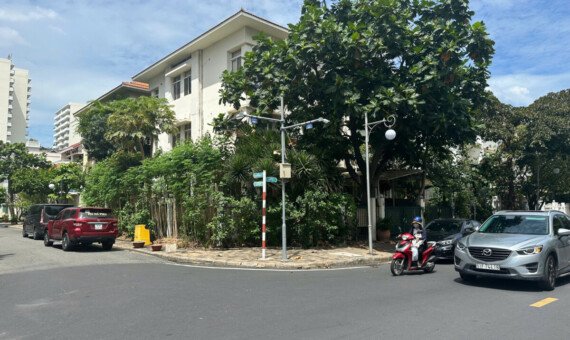 hinh cho chu nha biet thu so 56 nguyen cao phu my hung 570x340 - Trang chủ
