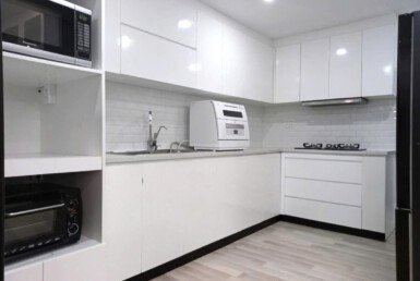 Giá mua bán căn hộ 3pn tòa E chung cư Scenic Valley 1 phường Tân Mỹ T7/2026