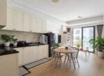 khong gian phong an va bep rong rai 1 150x110 - Giá mua bán căn hộ 3pn tòa B chung cư Saigon South T8/2026