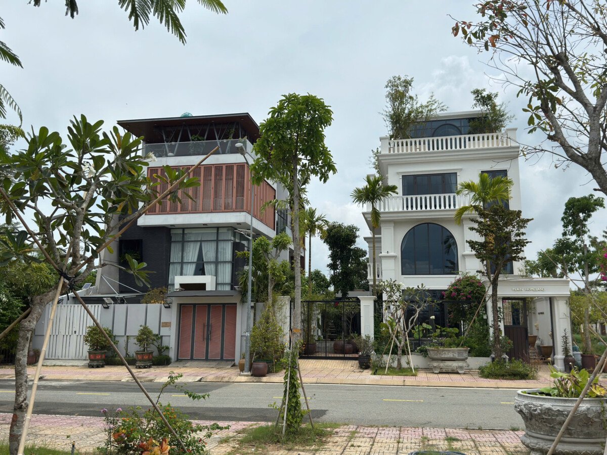 mau xay dung nha biet thu kdc bo cong an - Giá mua bán đất nền Biệt thự lô D15 kdc Bộ Công An Nhà Bè T7/2026