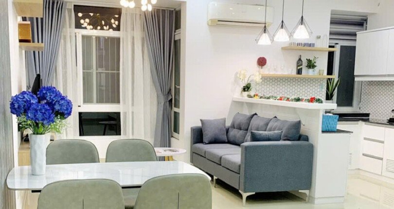 Bán căn hộ 70m, chung cư Sky Garden 3, giá 5.250 tỷ, đầy đủ nội thất, nhà đang có hợp đồng thuê.