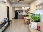 phong khach can ho ban 28 150x110 - Giá mua bán căn hộ 2pn tòa B chung cư Saigon South Residences Nhà Bè T7/2026