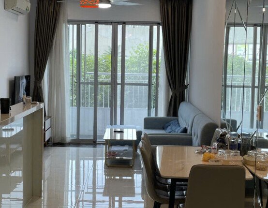 Bán căn hộ chung cư Scenic Valley 1, 71m2, giá 6,4 tỷ, nhà đẹp, đầy đủ nội thất.