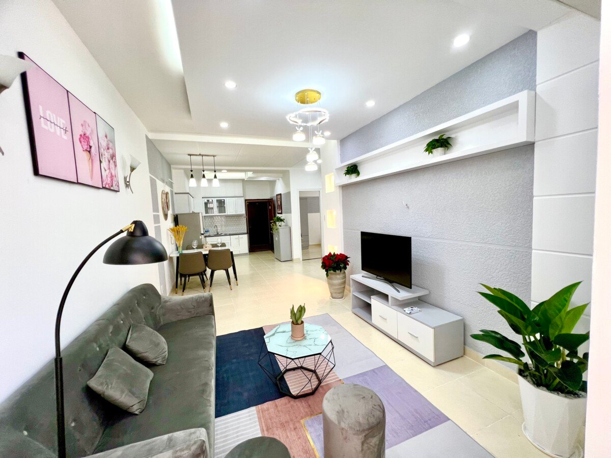 phong khach trong can ho can ban sky garden 2 2 1 - Cần cho thuê nhanh căn hộ 02pn, chung cư Sky Garden 2, giá 15tr/tháng, đầy đủ nội thất.