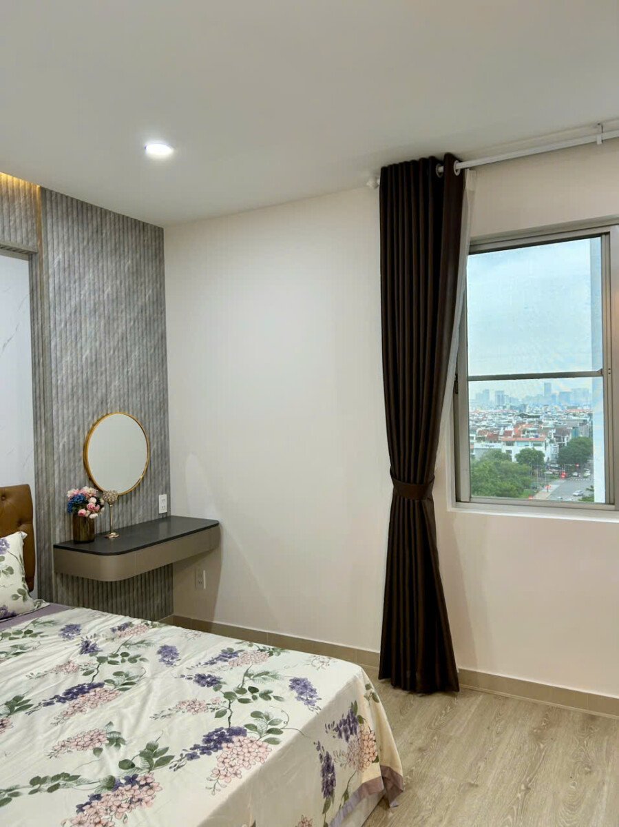 phong ngu can ho ban 6 - Giá mua bán căn hộ 3pn tòa B lầu 10 chung cư Mỹ Khánh 4B phường Tân Hưng T7/2026