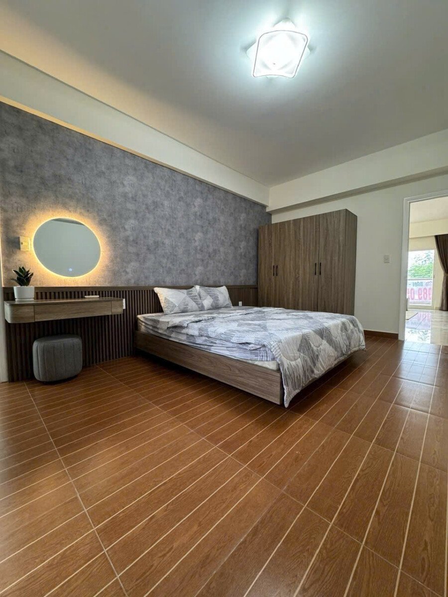 phong ngu lon 1 - Giá cho thuê căn hộ 3pn đường Nguyễn Đức Cảnh Phú Mỹ Hưng phường Tân Hưng T7/2026