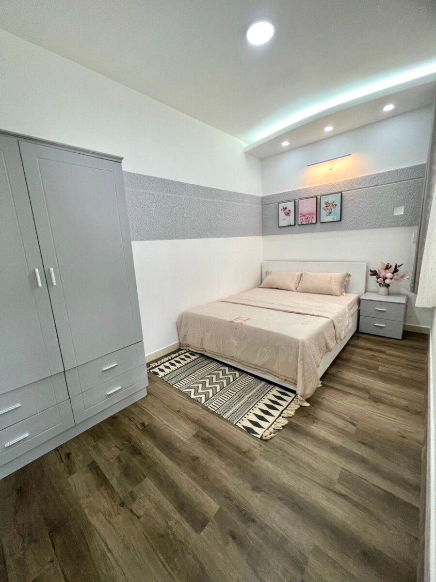 phong ngu phu trong can ho can ban sky garden 2 2 1 - Cần cho thuê nhanh căn hộ 02pn, chung cư Sky Garden 2, giá 15tr/tháng, đầy đủ nội thất.