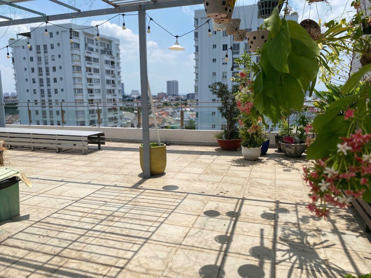 san vuon can ho ban - Giá mua bán căn hộ Tophouse có sân vườn lớn chung cư Nam Khang phường Tân Mỹ T8/2026