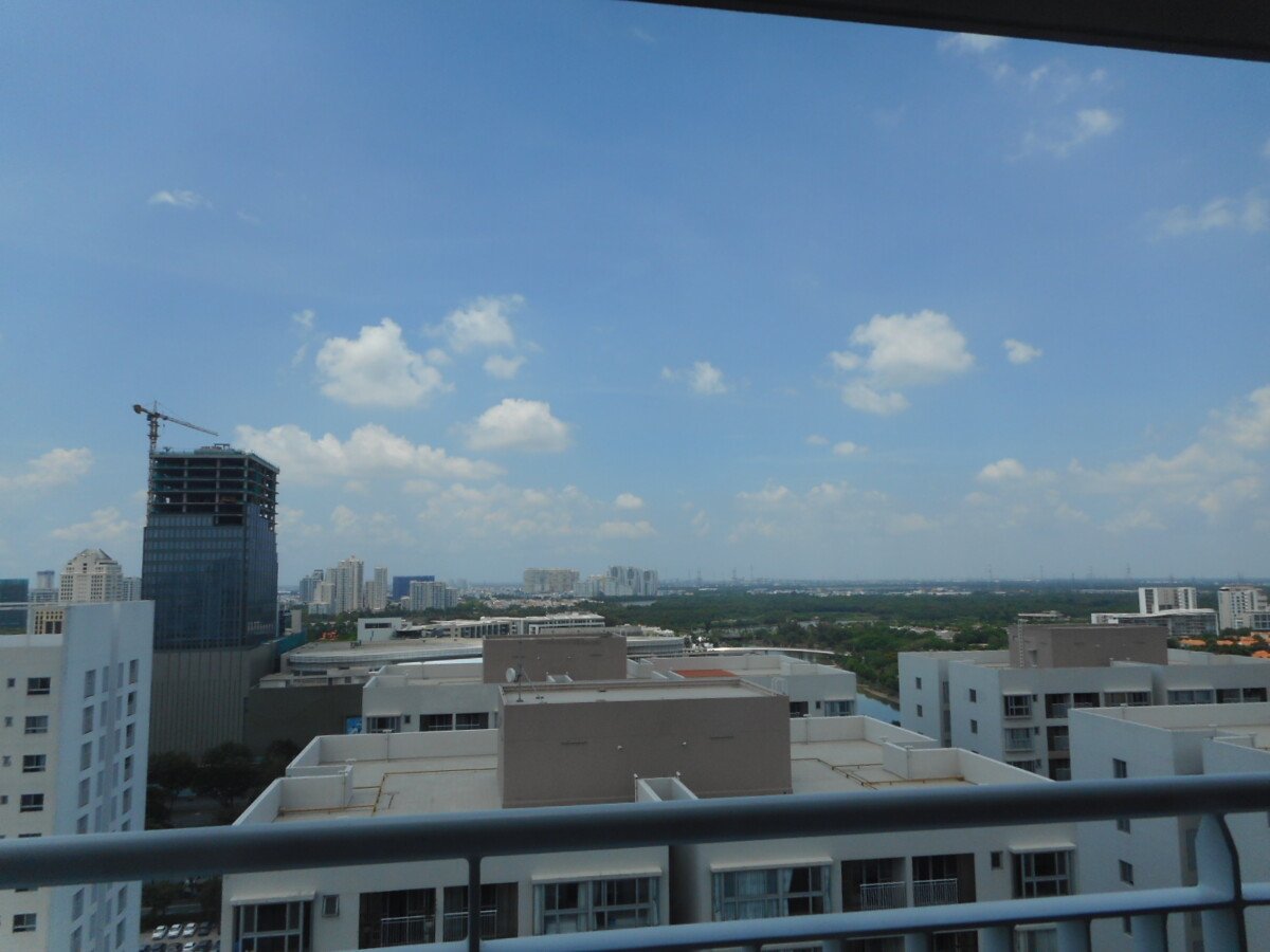 view balcony can ho 4 - Giá mua bán căn hộ 3pn tòa E chung cư Scenic Valley 1 phường Tân Mỹ T7/2026