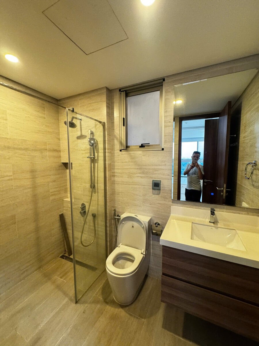 1786000166912 1512021236808287539 g7351448798584506829 h - Cần cho thuê căn hộ Midtown Tòa M7- DT 80m2 Nhà đẹp- 2 Phòng-2wc- Nội thất đầy đủ- Giá thuê 28 Triệu/Tháng
