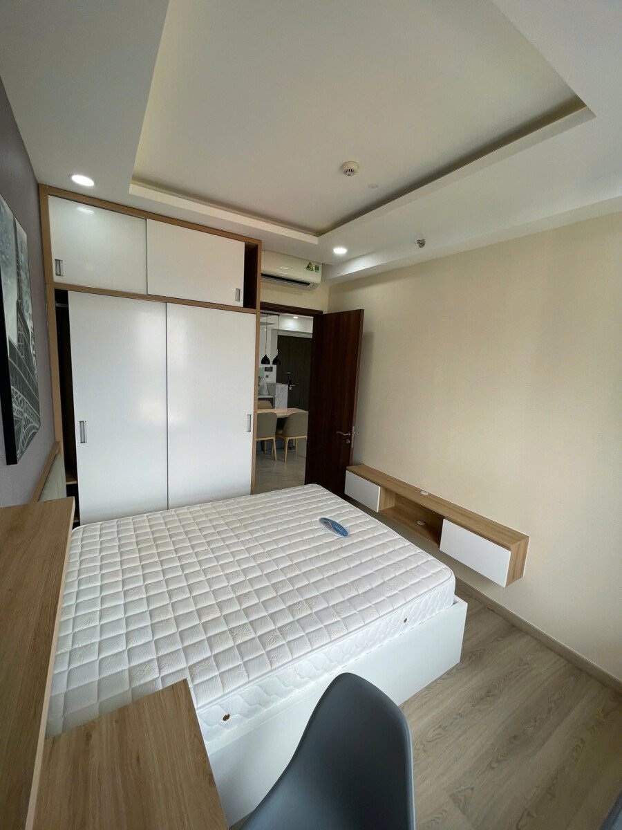Cho thue can ho midtown m7 1 - Cần cho thuê căn hộ Midtown Tòa M7. Nhà đẹp Diện tích 80m2- 2 Phòng ngủ-2wc- có ô xe- View biệt thự- Giá 28 Triệu/Tháng