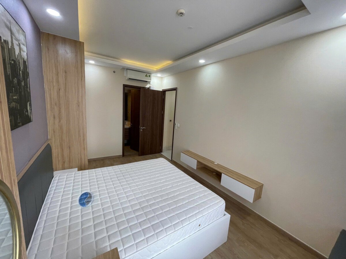 Cho thue can ho midtown m7 10 - Cần cho thuê căn hộ Midtown Tòa M7. Nhà đẹp Diện tích 80m2- 2 Phòng ngủ-2wc- có ô xe- View biệt thự- Giá 28 Triệu/Tháng