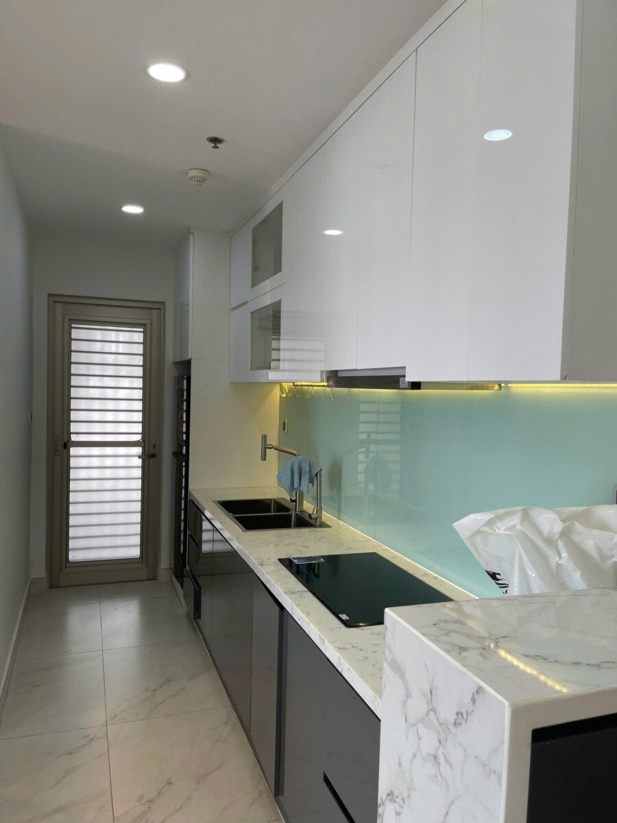 Cho thue can ho midtown m7 2 - Cần cho thuê căn hộ Midtown Tòa M7. Nhà đẹp Diện tích 80m2- 2 Phòng ngủ-2wc- có ô xe- View biệt thự- Giá 28 Triệu/Tháng