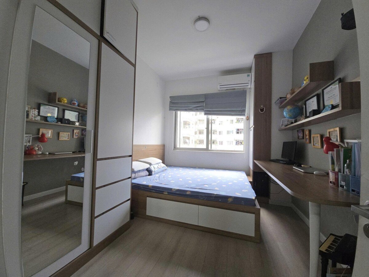 ban can ho hung vuong 3 4 - Bán nhanh căn hộ Hưng Vượng 3. DT 74m2 Thiết kế 2 Phòng-2wc- Nội thất như hình- Giá bán 4.6 Tỷ