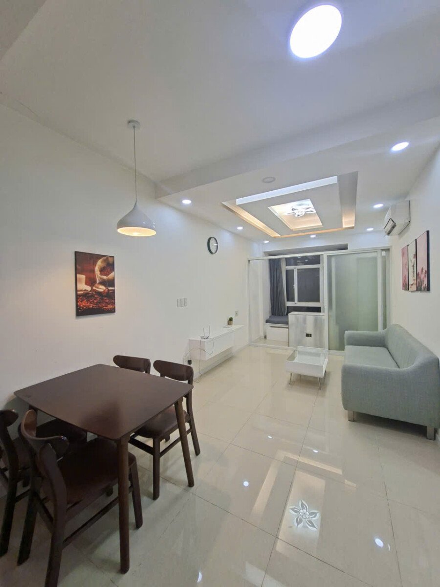 ban can ho sky garden 3 5 2 - Bán căn hộ Sky Garden 3. DT 56m2 Thiết kế 1 phòng ngủ-1wc- Nội thất như hình- Đang cho thuê 11 Triệu. Giá 4 Tỷ