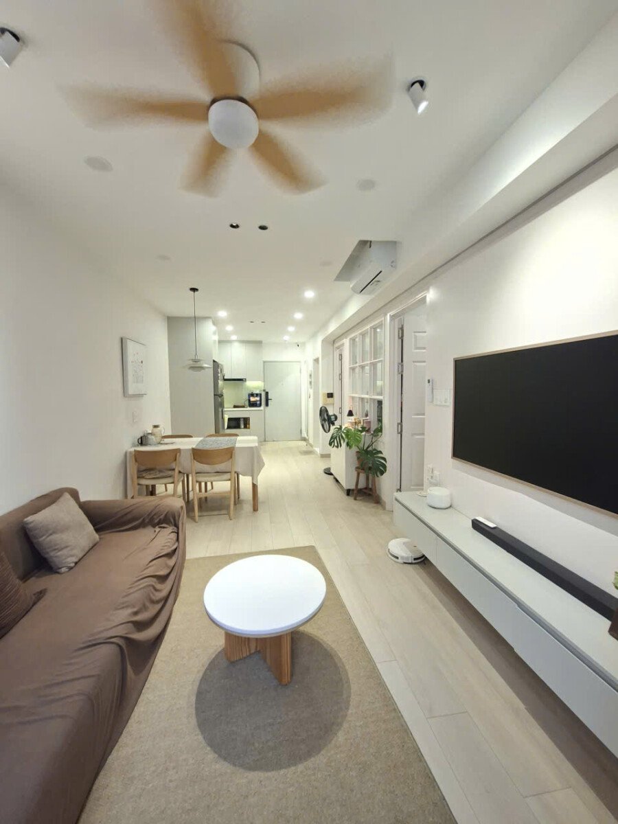ban can nha dep sky 3 - Bán nhanh căn hộ Sky Garden 3. DT 56m2 Nhà đẹp- Nội thất mới- 2 Phòng ngủ-1wc- Giá bán 4.890 Tỷ