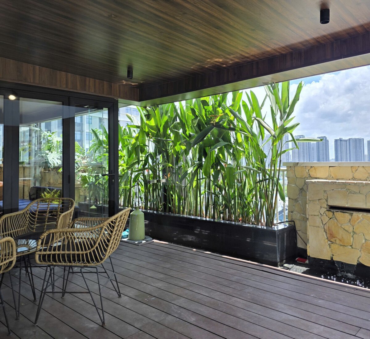 ban sieu pham penthouse sky garden 6 - Bán căn Penthouse siêu đẹp 3 sân vườn tại Sky Garden 2. DT 325m2 Thiết kế 5 Phòng ngủ-4wc- Giá 17.5 Tỷ