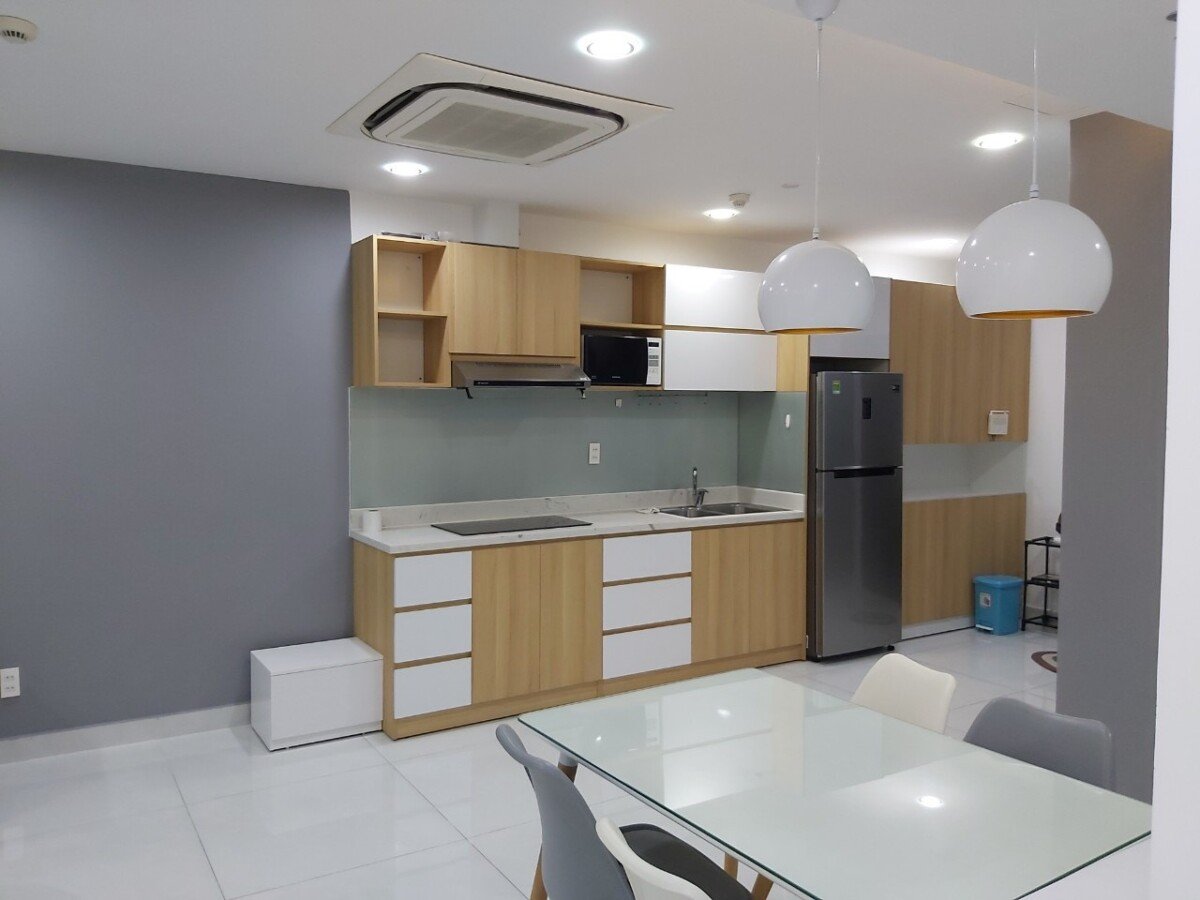 bep can ho ban 12 - Cho thuê căn hộ chung cư Scenic Valley 1, 02pn, giá 20tr/tháng, nhà đẹp, nội thất đầy đủ.