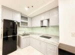 bep rong rai trong can ho ban 150x110 - Giá mua bán căn hộ 2pn chung cư Florita phường Tân Hưng T8/2026