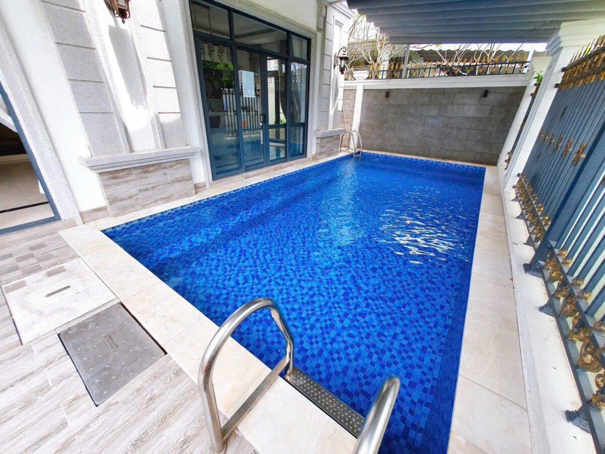biet thu cho thue co ho boi rieng - Giá cho thuê nhà Biệt thự 5pn có hồ bơi mặt Đường số 23 Phú Mỹ Hưng T8/2026