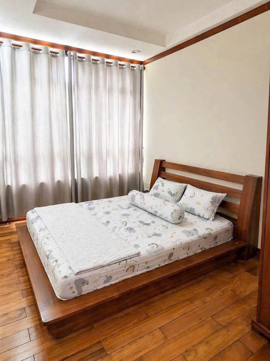 can ho ban co 2pn hoan thien nhu hinh - Giá mua bán căn hộ 2pn chung cư Phú Hoàng Anh Nhà Bè T8/2026