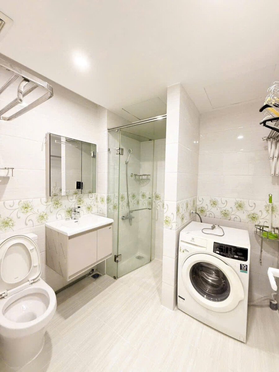 can ho co 2 toilet hoan thien - Giá mua bán căn hộ 2pn chung cư Florita phường Tân Hưng T8/2026