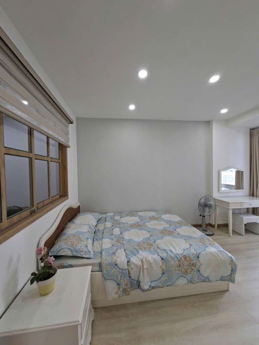 cho thue can ho dep tai sky garden 3 2 1 - Cho thuê căn hộ đẹp tại Sky Garden 3. DT 56m2 Nội thất mới-2 Phòng-1wc- Lầu trung- Giá 16 Triệu/Tháng