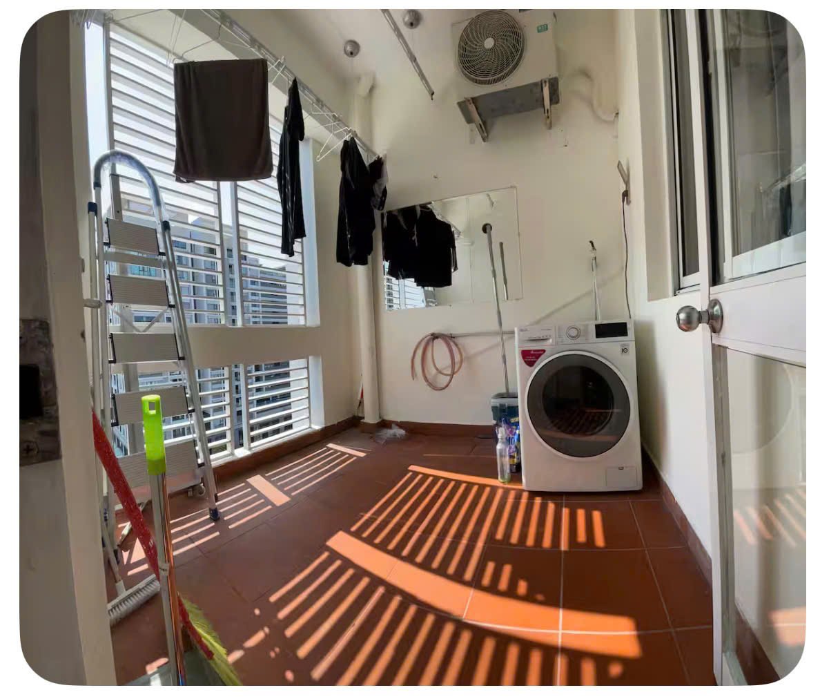cho thue can ho my khang 2 - Cho thuê căn hộ Mỹ Khang- Phú Mỹ Hưng DT 110m2 Thiết kế 3 Phòng ngủ-2wc- Nội thất như hình- Giá 16 Triệu/Tháng