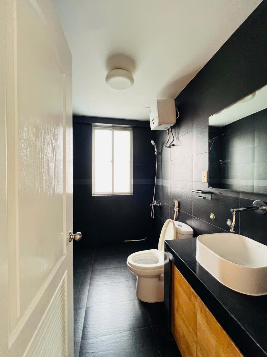 cho thue can ho my khanh 3 4 - Cho thuê căn hộ Mỹ Khánh 3. DT 118m2- 3 Phòng ngủ-2wc- View hồ bơi- Nội thất như hình- Giá 25 Triệu/Tháng