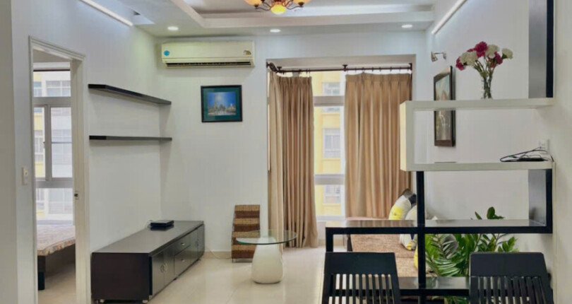 Cho thuê căn hộ Sky Garden 2. DT 81m2 Thiết kế 2 phòng-2wc- Nội thất như hình- Giá 16 Triệu/Tháng