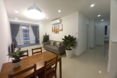Cho thuê căn góc Sky Garden 3. DT 72m2 Thiết kế 3 Phòng ngủ-2wc- Nội thất như hình- Giá 17 Triệu/Tháng
