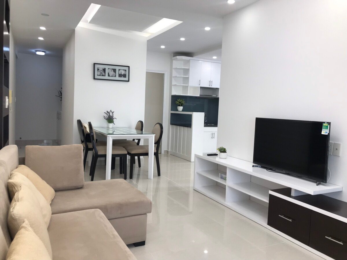 cho thue can ho sky garden 3 27 - Cho thuê căn hộ Sky Garden 3. DT 68m2 Thiết kế 2 Phòng ngủ-2wc- Nội thất đầy đủ- Lầu cao- Giá 15 Triệu/Tháng