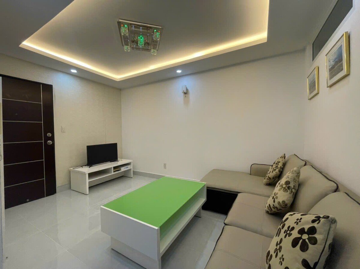 cho thue can ho sky garden 3 5 3 - Cho thuê căn hộ Sky Garden 3. DT 56m2 Lầu cao- Thiết kế 2 Phòng-1wc- Nội thất đầy đủ- Giá 12 Triệu/Tháng