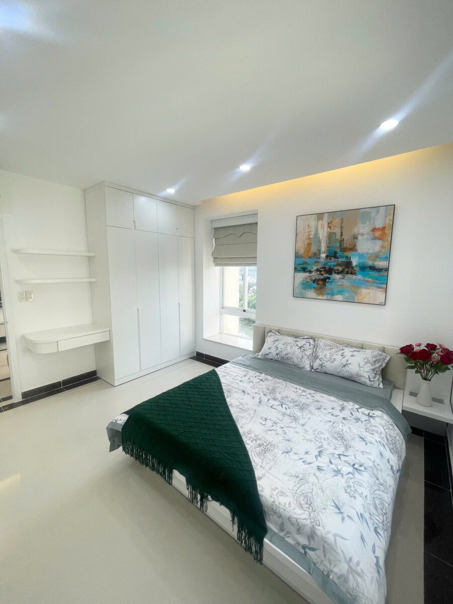 cho thue can ho sky garden 3 6 6 - Cho thuê căn hộ Sky Garden 3. DT 74m2 Nhà đẹp- View sông- 3 Phòng ngủ-2wc- Giá thuê 21 Triệu/Tháng