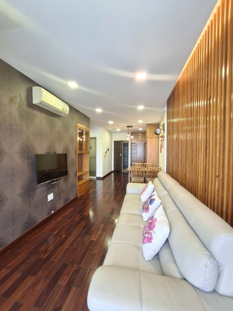 cho thue can ho sky garden 3 6 8 - Cho thuê căn hộ Sky Garden 3. DT 56m2 Thiết kế 1 Phòng ngủ-1wc- View sông thoáng- Giá 14 Triệu/Tháng